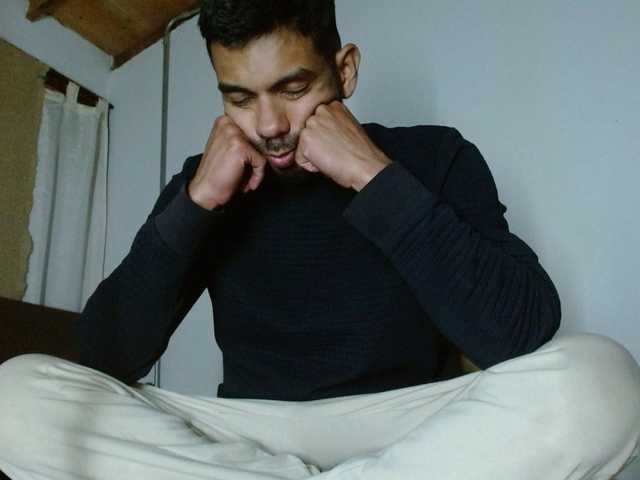 johanylatino live cam