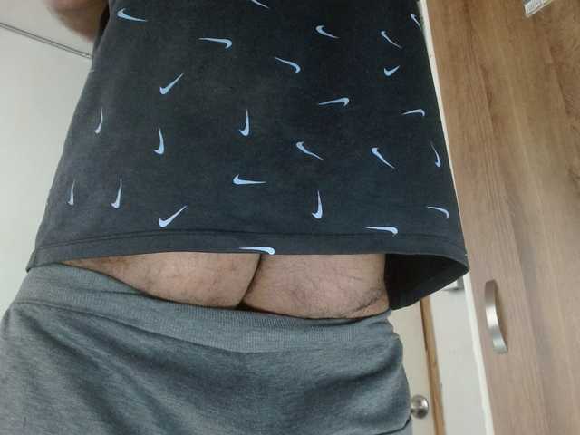 johanylatino