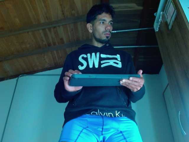 johanylatino