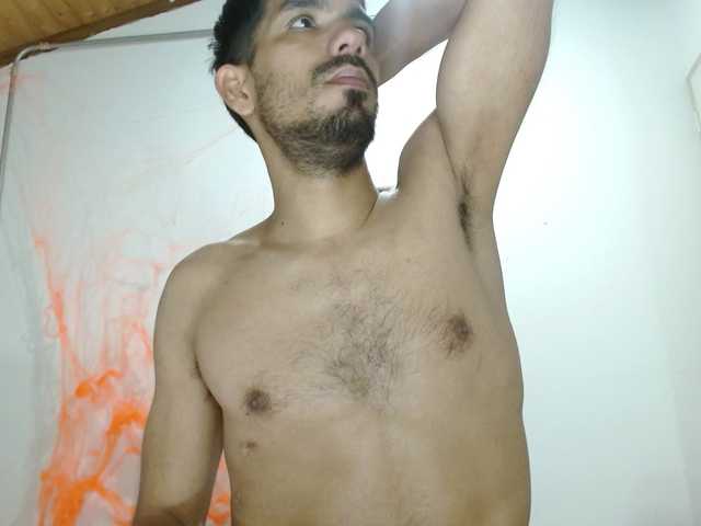 johanylatino