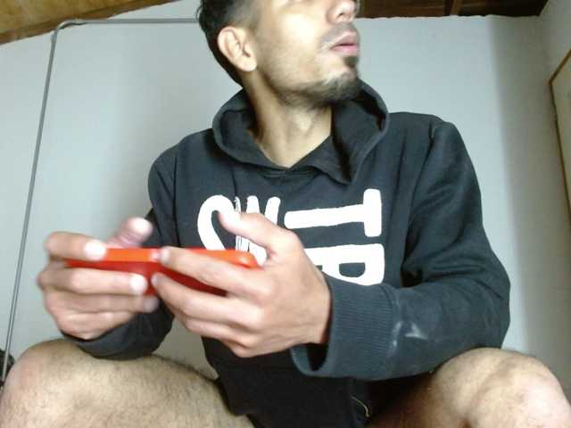 johanylatino