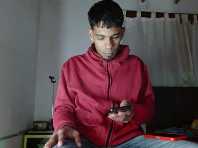 johanylatino