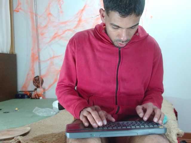 johanylatino