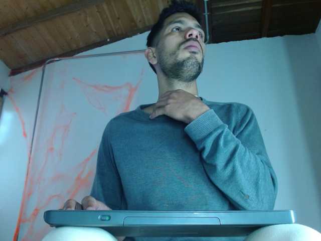 johanylatino