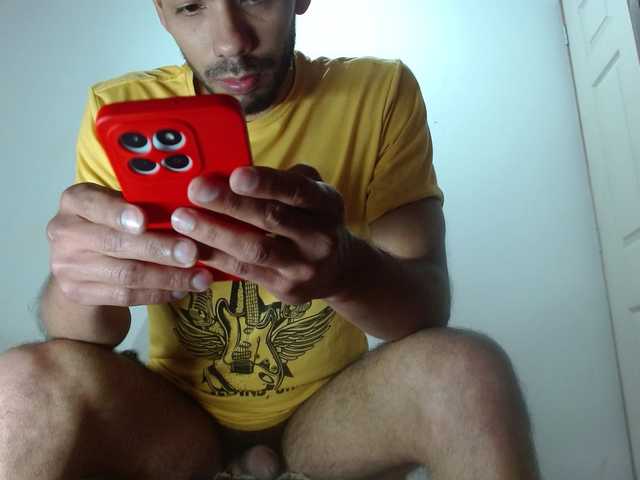 johanylatino