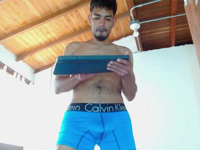 johanylatino