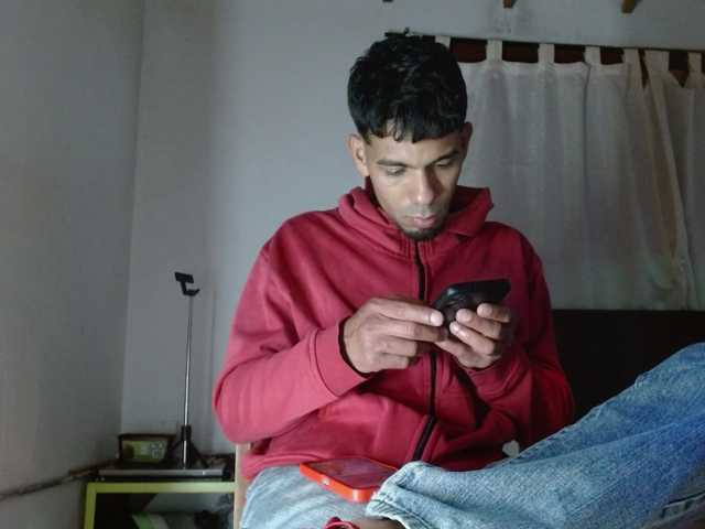 johanylatino