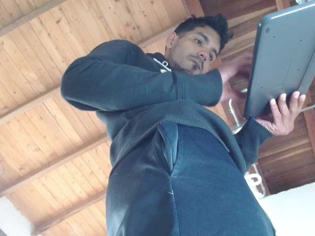 johanylatino
