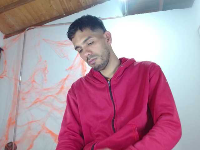 johanylatino