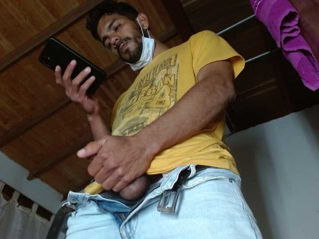 johanylatino