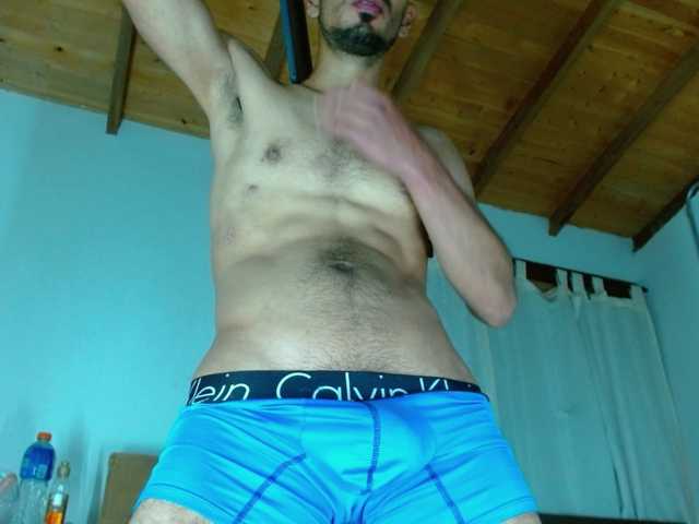 johanylatino