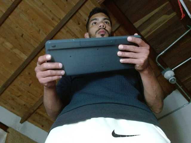 johanylatino live cam