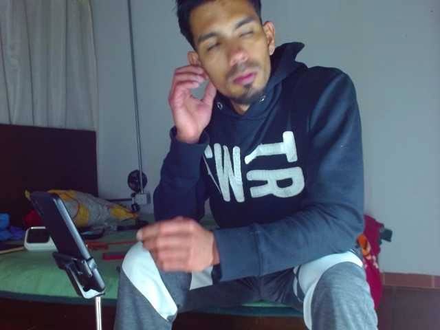 johanylatino