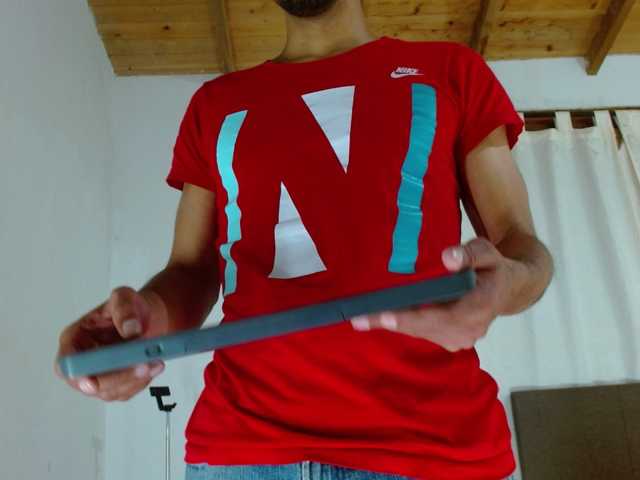 johanylatino