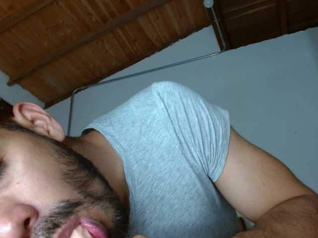 johanylatino