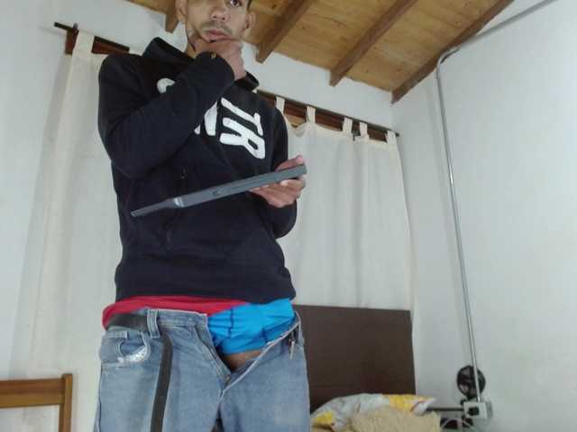 johanylatino