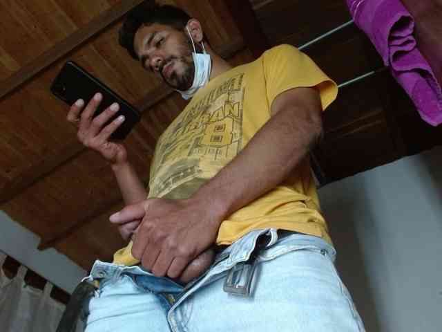 johanylatino
