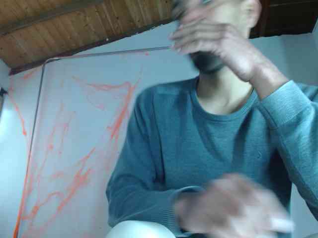 johanylatino