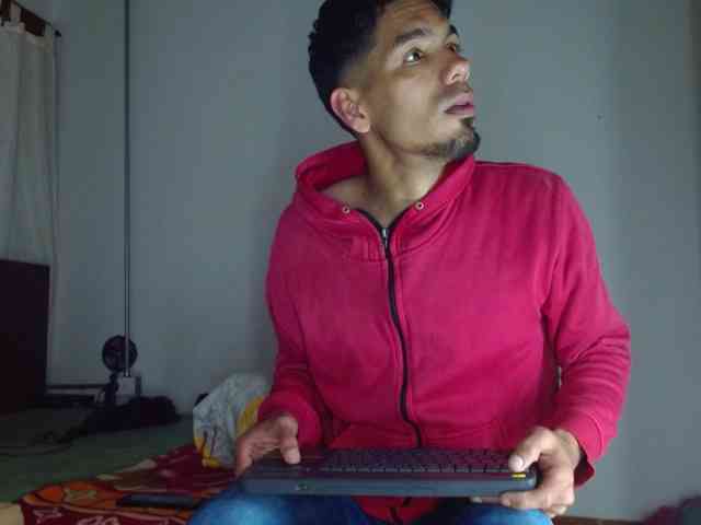 johanylatino