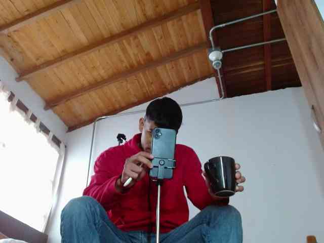 Johanylatino