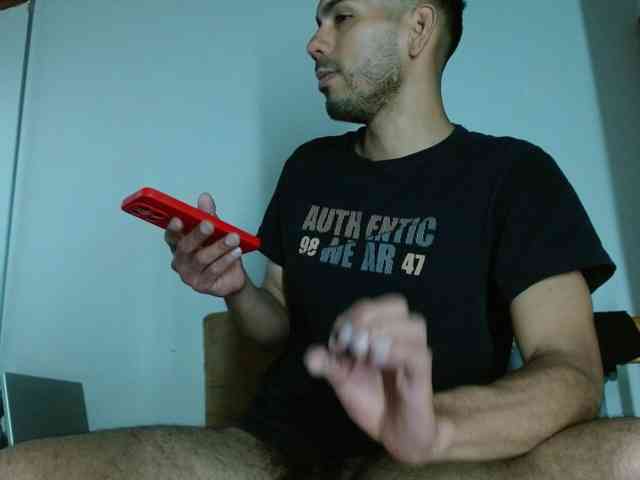 johanylatino johanylatino