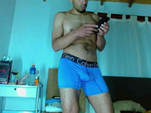 johanylatino johanylatino