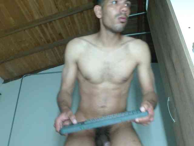 johanylatino Sex Cam Show