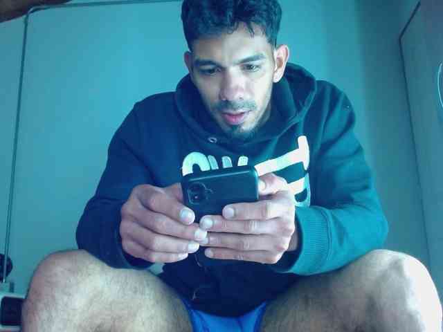 johanylatino