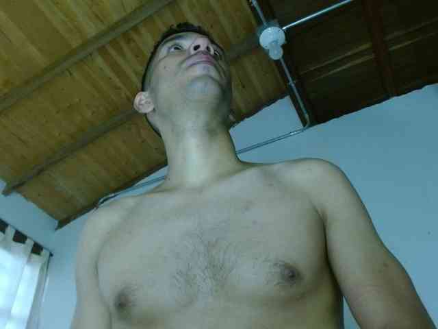 johanylatino johanylatino