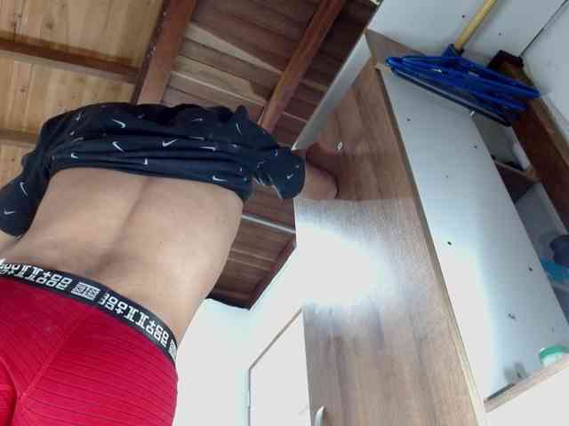 johanylatino johanylatino