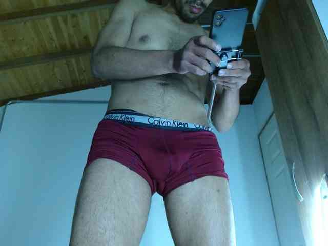 johanylatino Sex Cam Show
