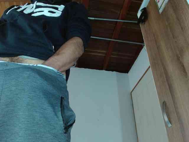 johanylatino