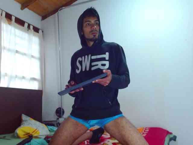 johanylatino johanylatino
