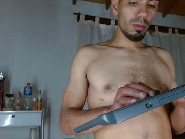 Johanylatino