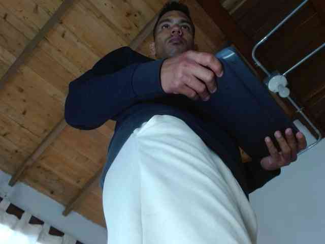 johanylatino