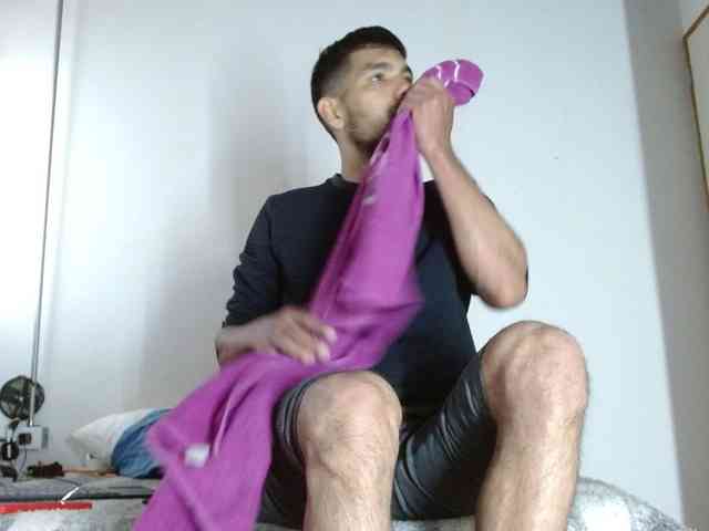 Johanylatino