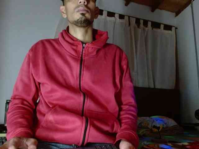 johanylatino