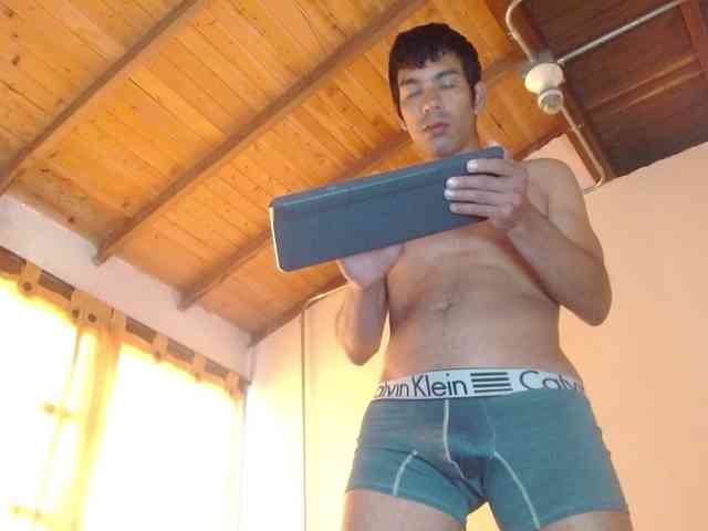 johanylatino johanylatino