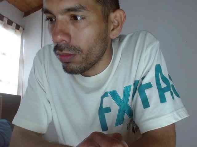 johanylatino