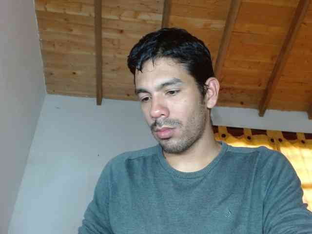 johanylatino johanylatino