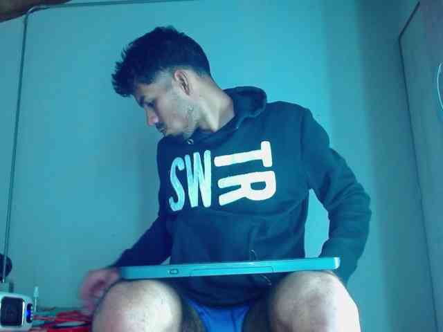 johanylatino