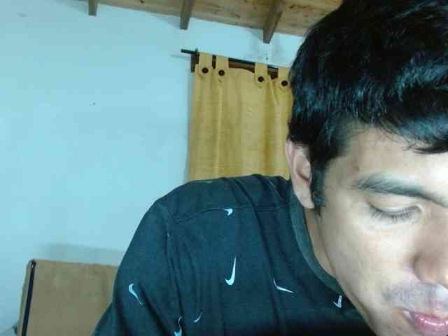 johanylatino johanylatino