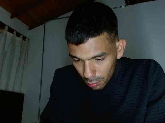 johanylatino
