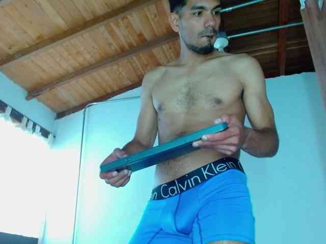 Johanylatino