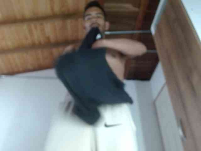 johanylatino Sex Cam Show