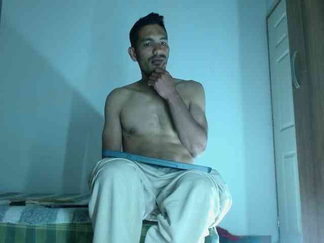 johanylatino Sex Cam Show