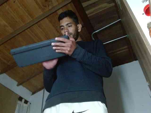 johanylatino