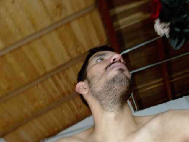 johanylatino johanylatino