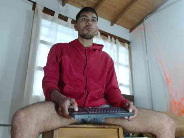 johanylatino