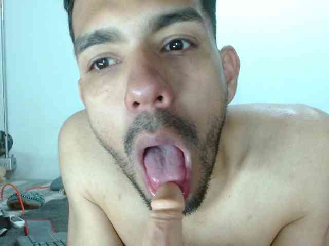 johanylatino